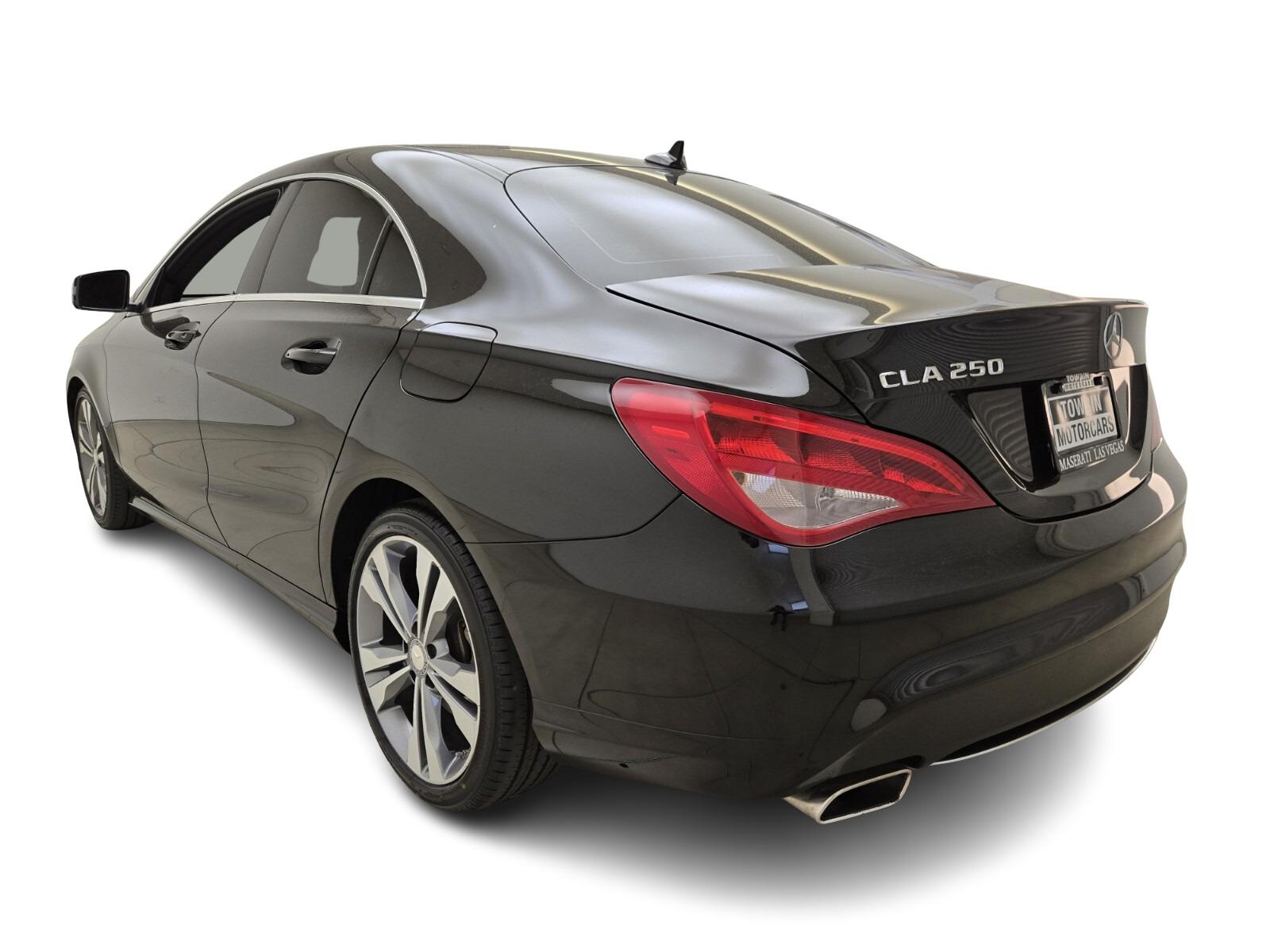 2016 Mercedes Benz CLA 250 photo 11