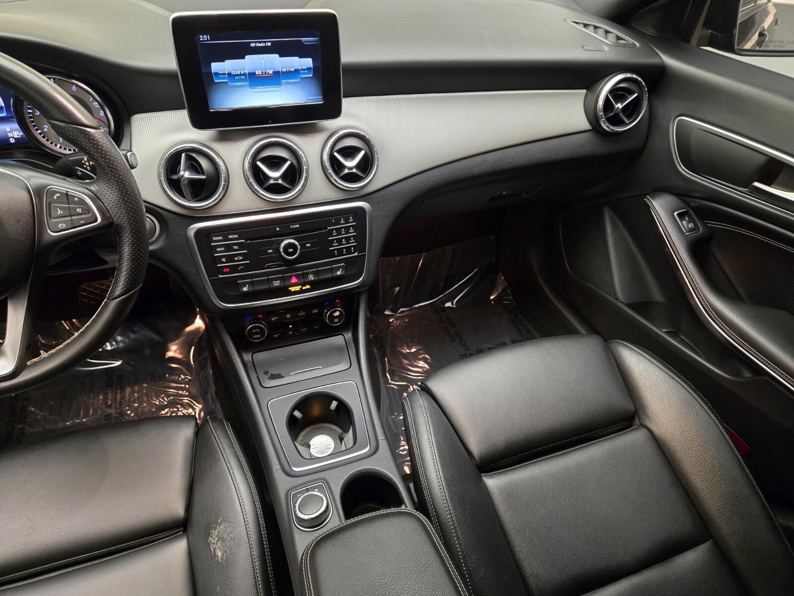 2016 Mercedes Benz CLA 250 photo 21