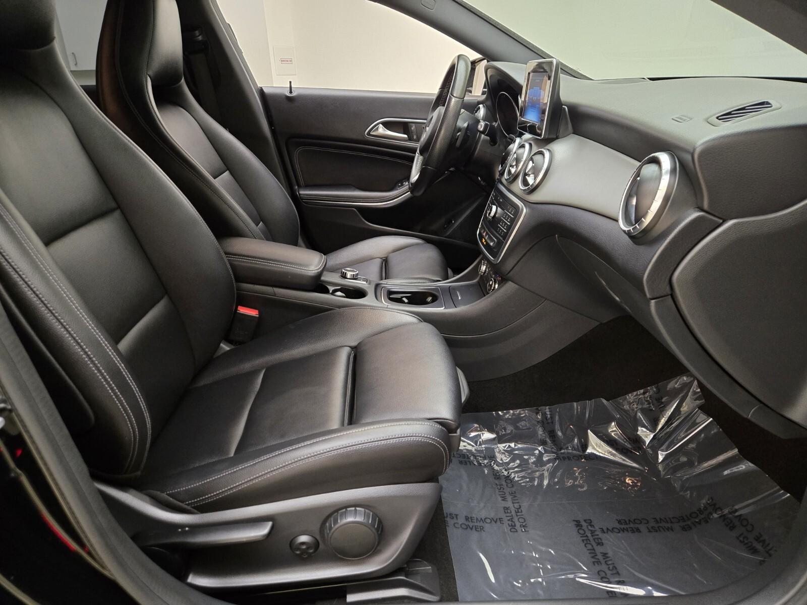 2016 Mercedes Benz CLA 250 photo 24