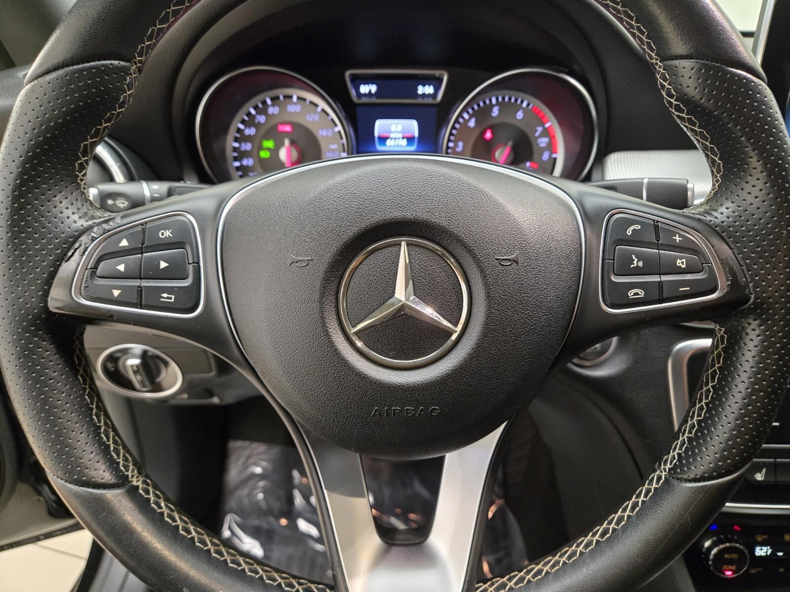 2016 Mercedes Benz CLA 250 photo 31