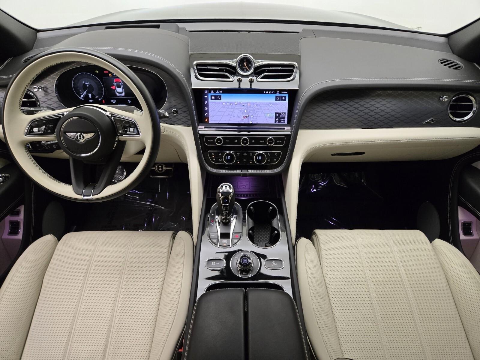 2022 Bentley Bentayga S photo 3