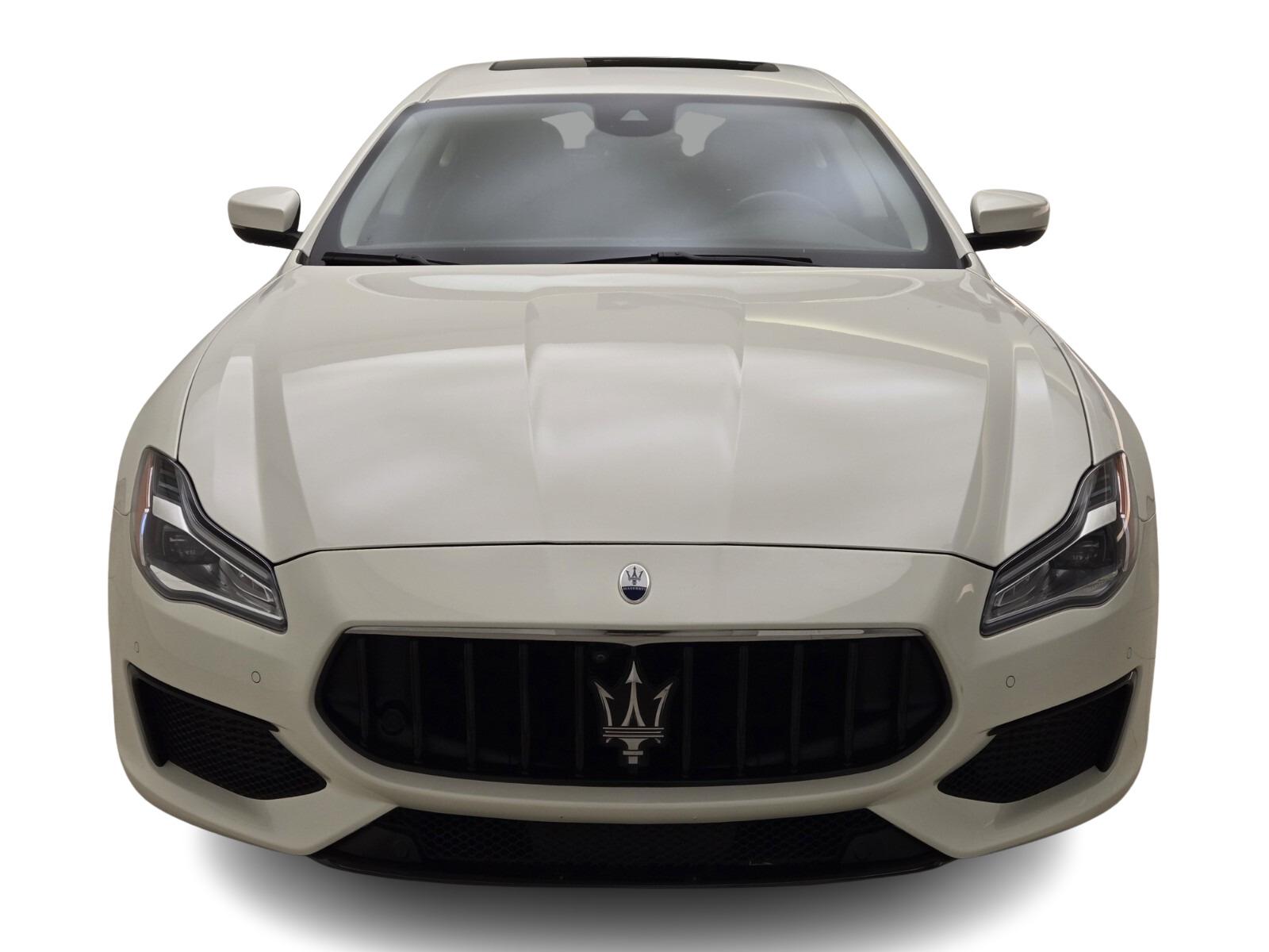 2022 Maserati Quattroporte Modena photo 2