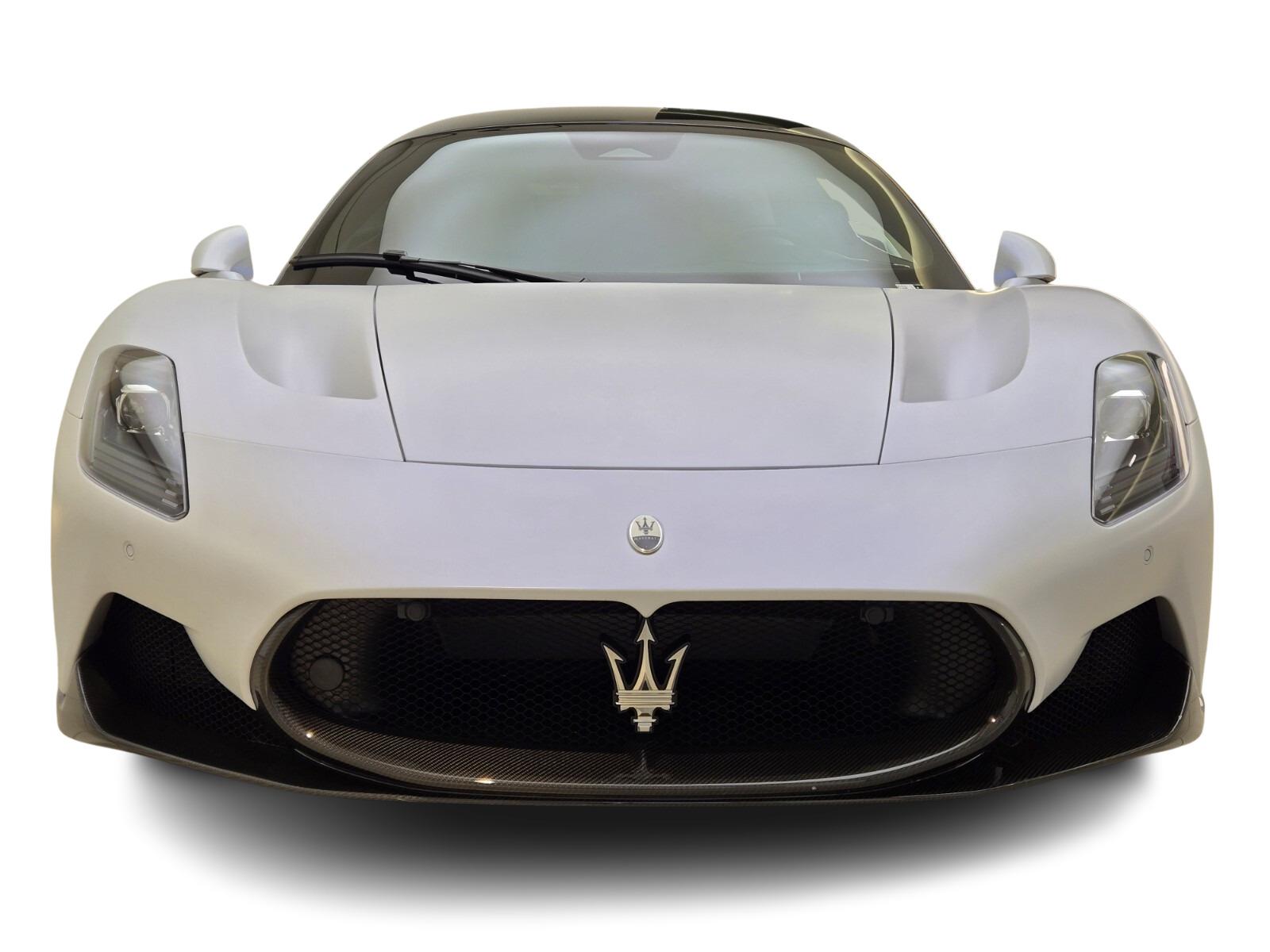 2023 Maserati MC20 Base photo 2