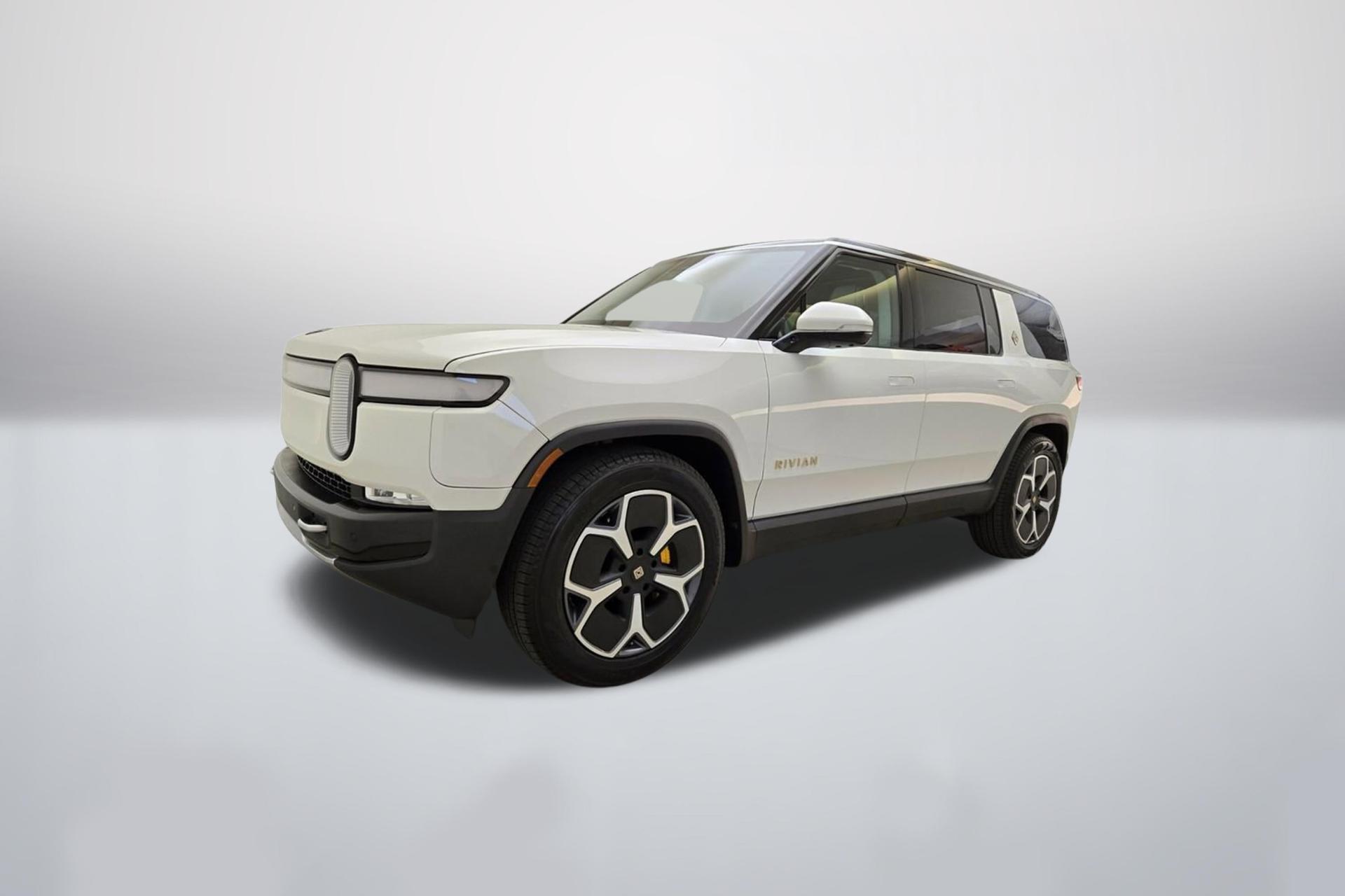 2023 Rivian R1S Adventure Quad-Motor Large Pack's photo