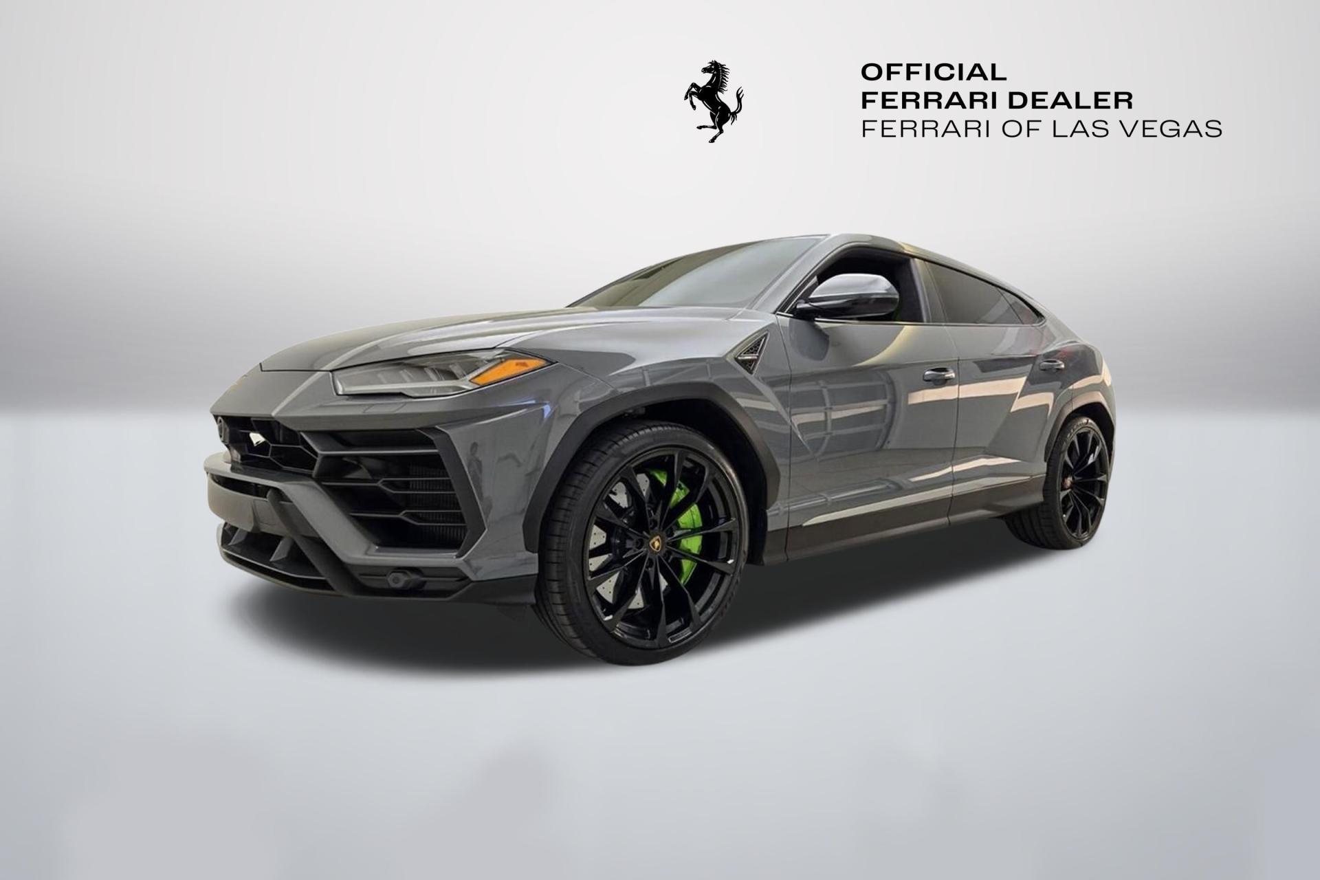 2022 Lamborghini Urus's photo