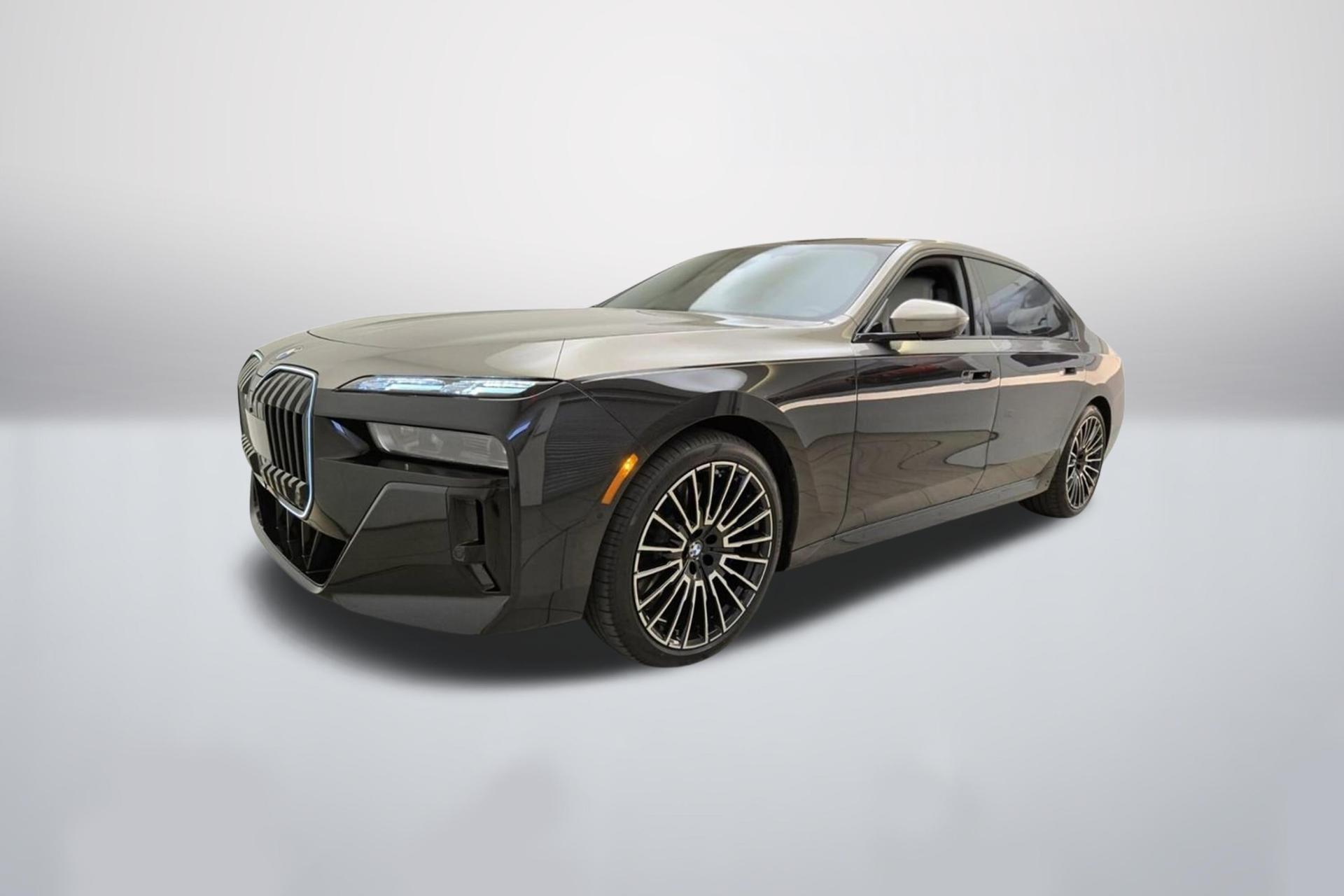 2025 BMW 7 Series 760i xDrive Sedan's photo