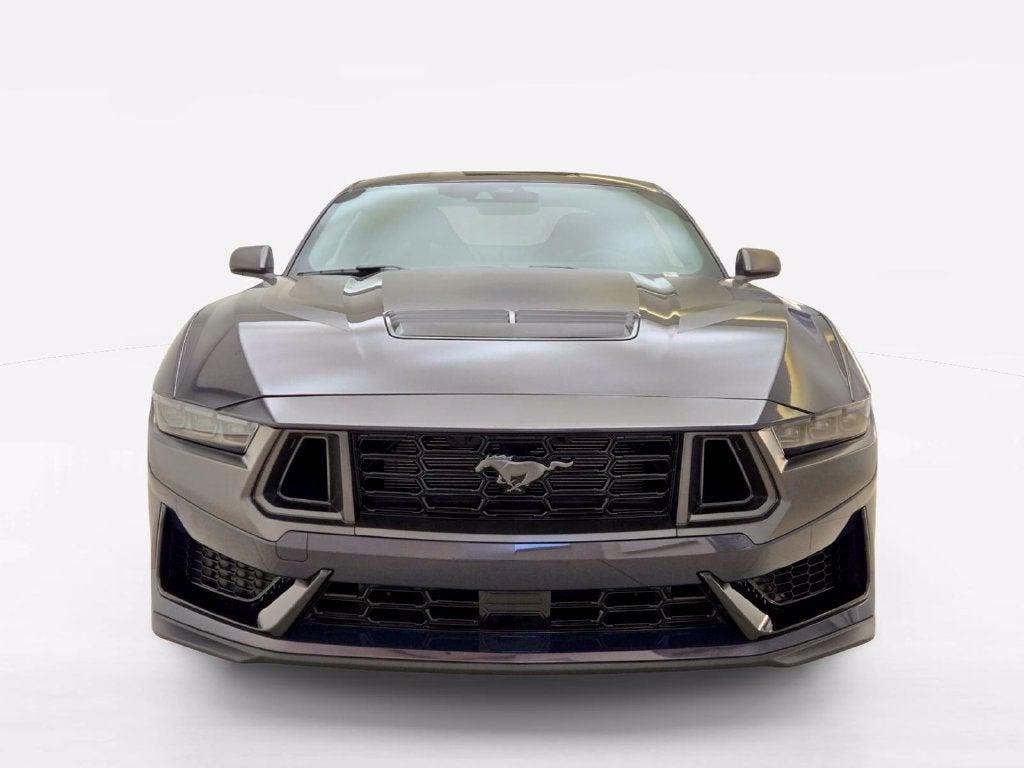 2025 Ford Mustang Dark Horse - Photo 2