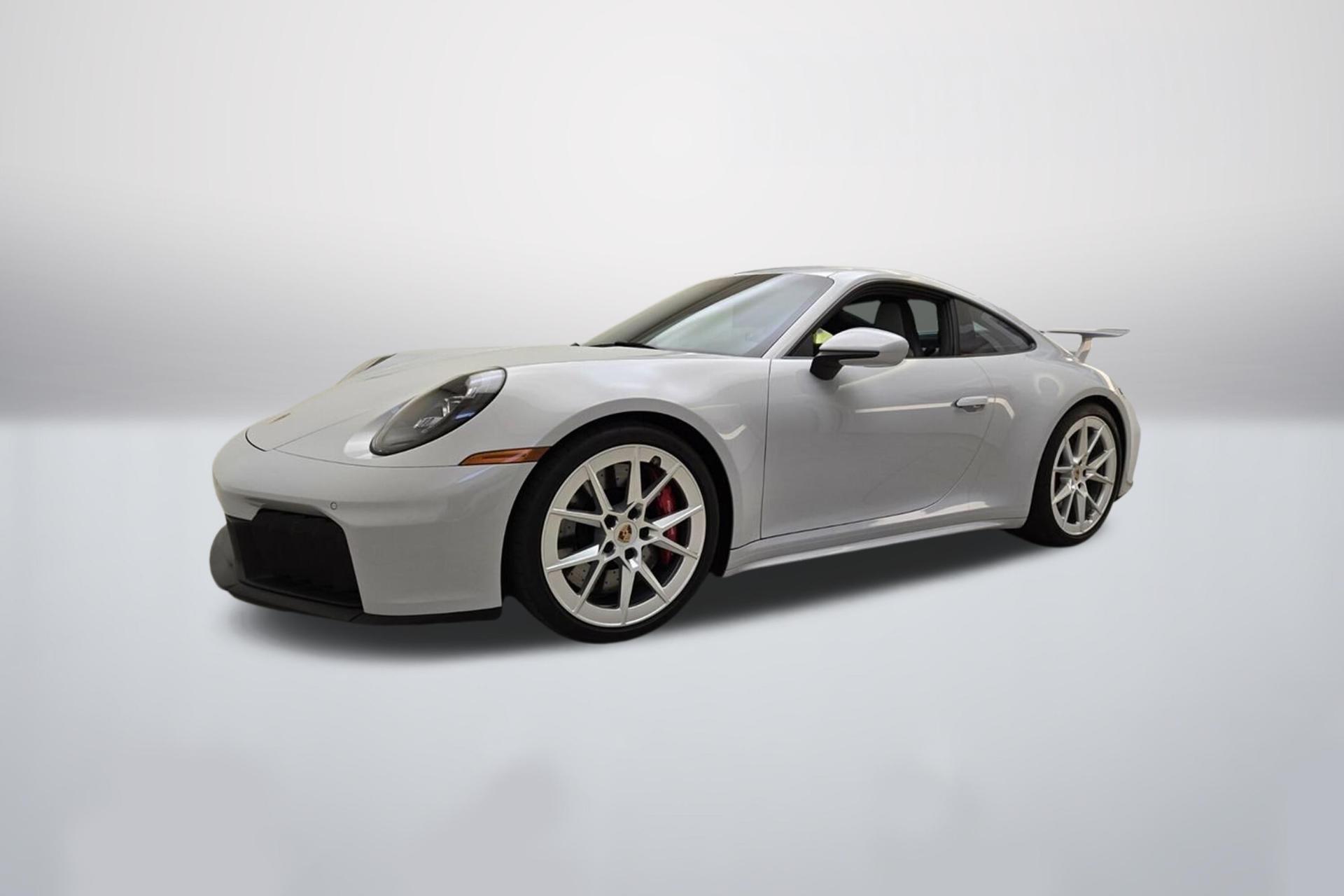 2025 Porsche 911 Carrera GTS